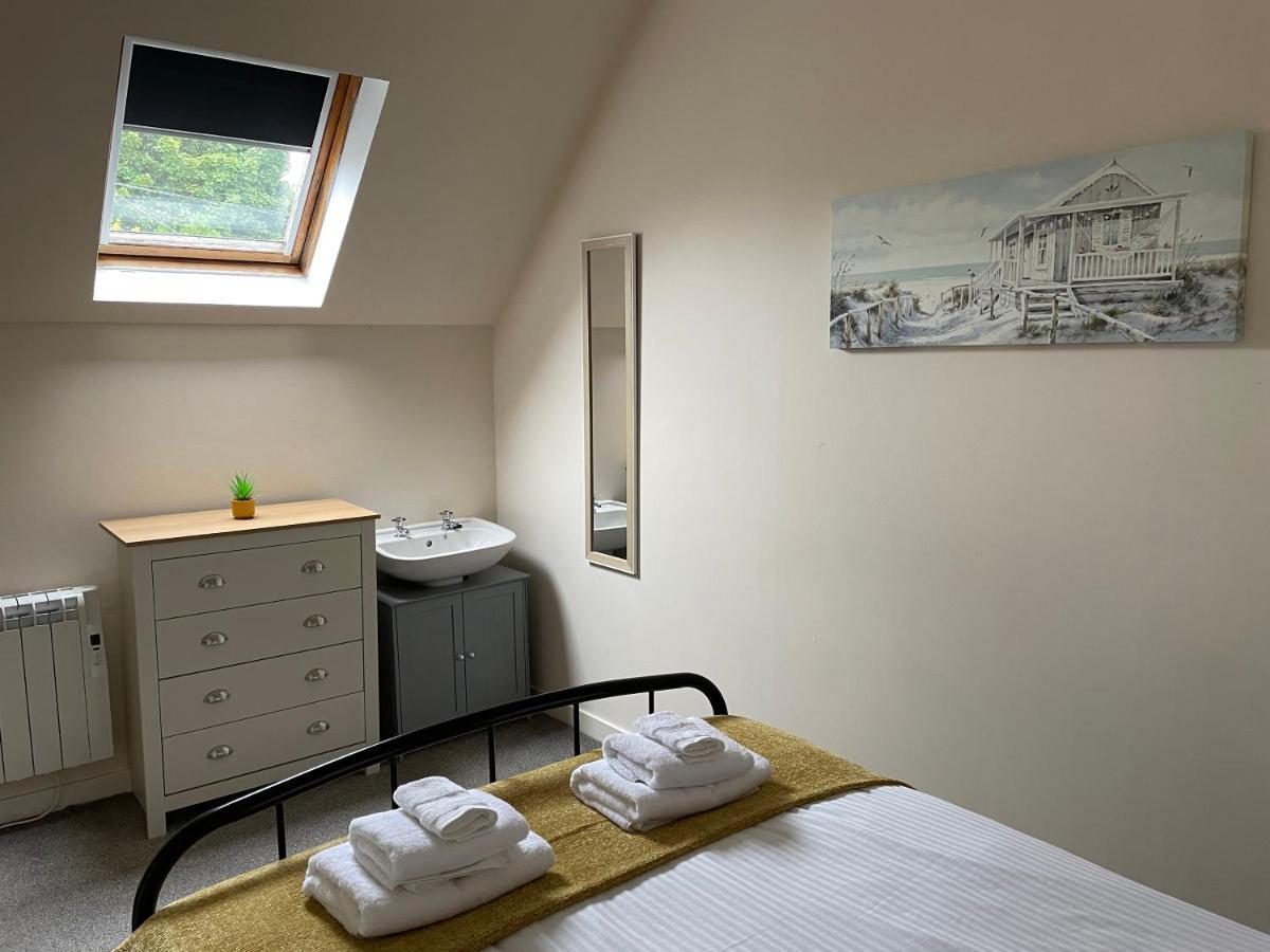 2 Bedroom Flat In Stornoway Town Centre المظهر الخارجي الصورة