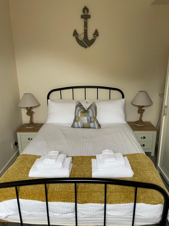2 Bedroom Flat In Stornoway Town Centre المظهر الخارجي الصورة